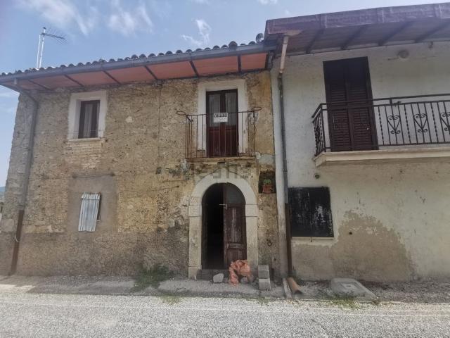 Casa in vendita a Tagliacozzo, Abruzzo