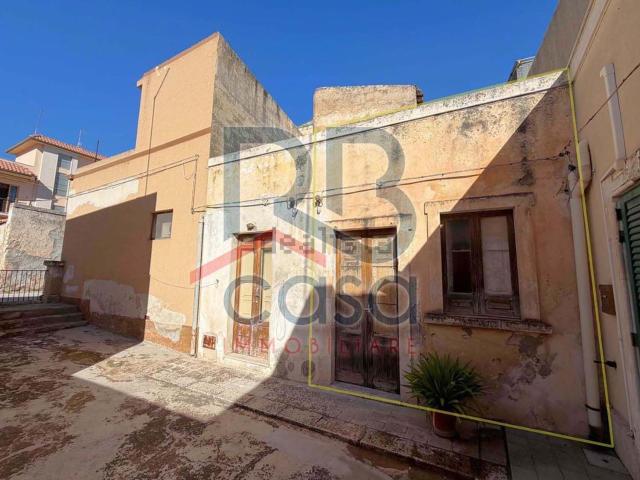 Casa in vendita a Ispica, Ragusa