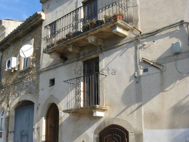 Casa in vendita a Castiglione A Casauria, Abruzzo