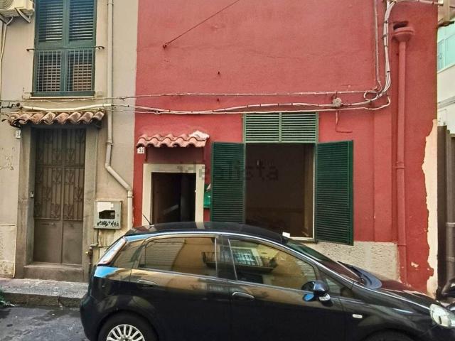 Casa in vendita a Centro storico, Catania