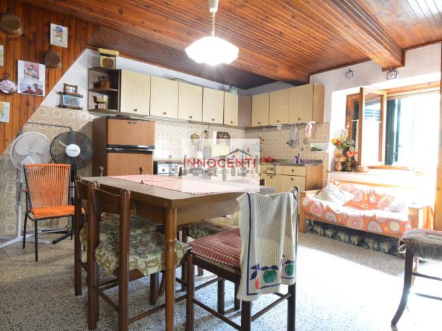 Casa in vendita a Fornovolasco, Fabbriche di Vergemoli