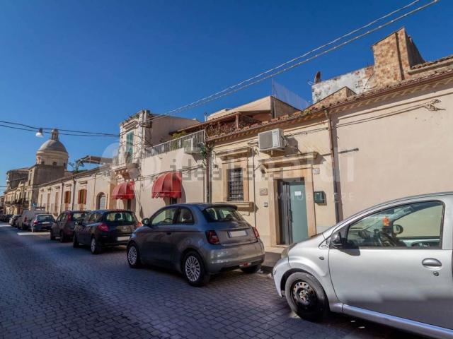 Casa in vendita a Noto, Sicilia