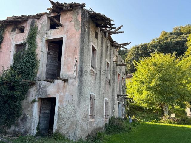 Casa in vendita a Polcenigo, Friuli-Venezia Giulia