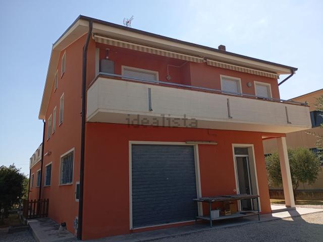 Casa in vendita a Colli al Metauro, Marche