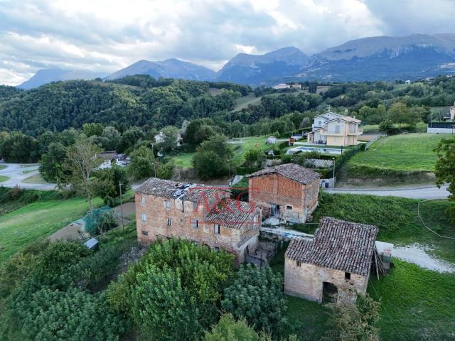 Casa in vendita a Marche, Fermo
