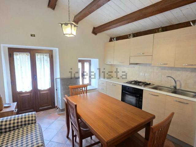 Casa in vendita a Basicò, Sicilia