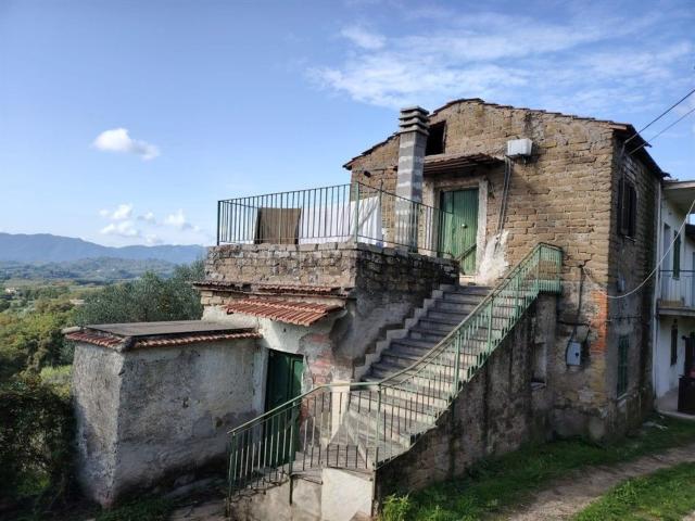 Casa in vendita a Serrone, Lazio