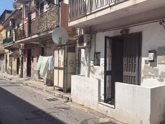 Casa in vendita a San Filippo Inferiore, Messina