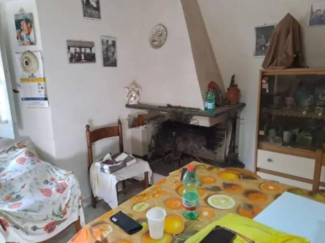 Casa in vendita a Pescina, Abruzzo