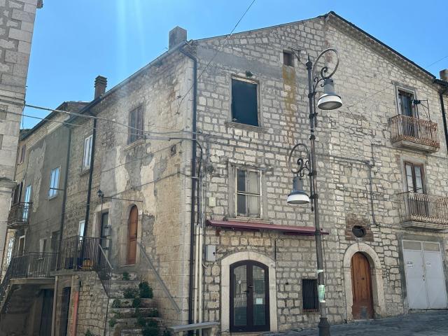 Casa in vendita a Matrice, Molise