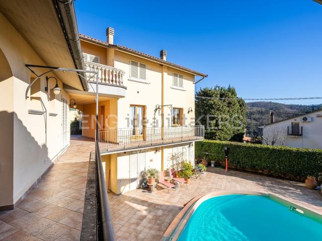 Casa in vendita a Alberghi, Lamporecchio