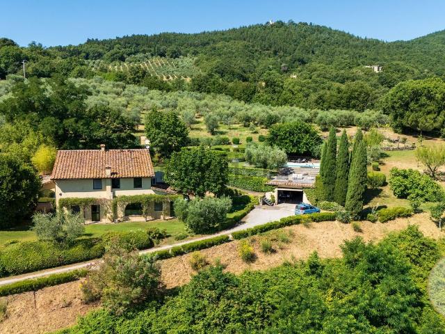 Casa in vendita a Cetona, Toscana