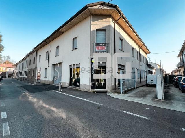 Casa in vendita a Cesano Maderno, Lombardia