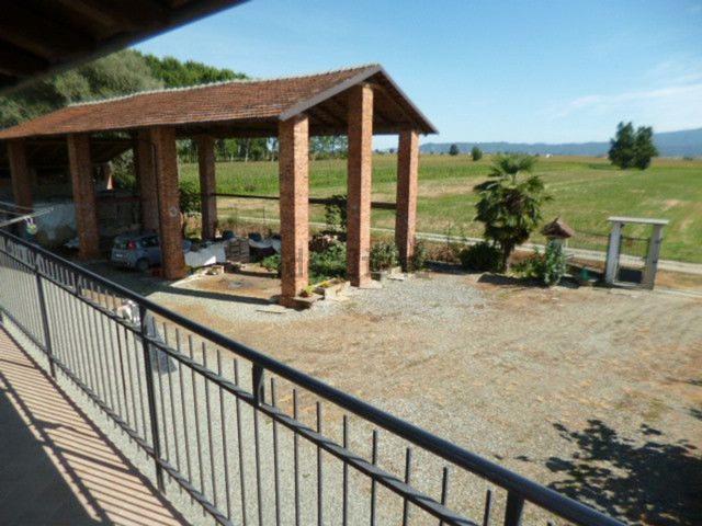 Casa in vendita a Revello, Cuneo