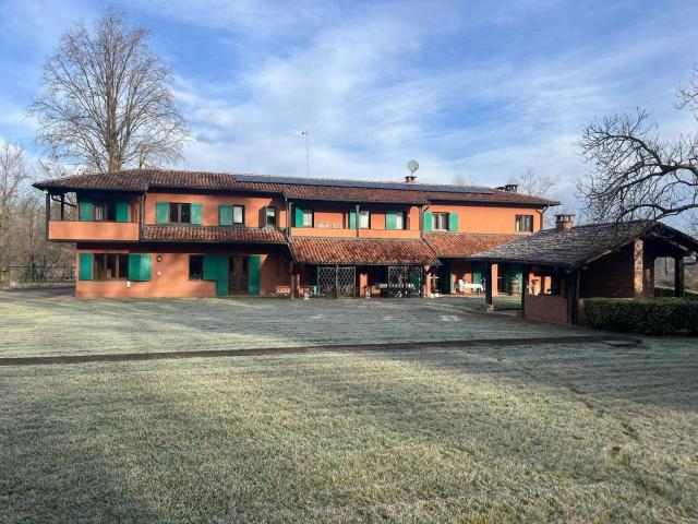 Casa in vendita a Piemonte, Asti