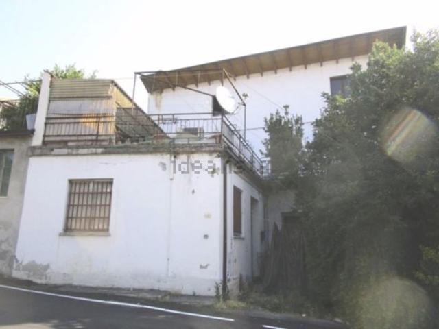 Casa in vendita a Ziano Piacentino, Piacenza