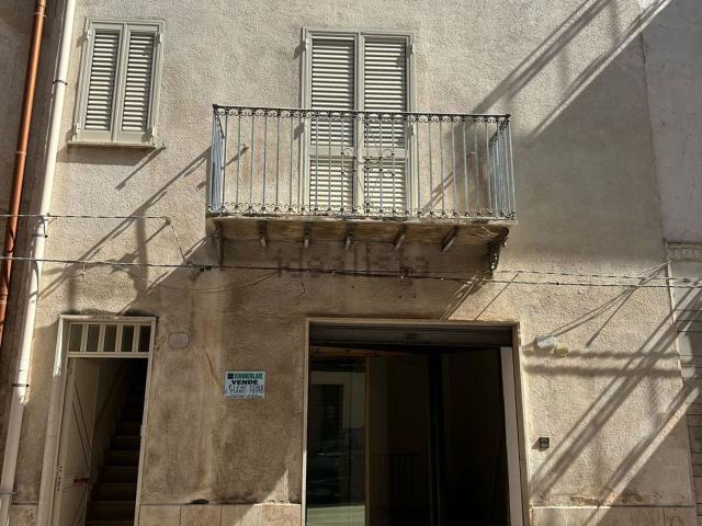 Casa in vendita a Alcamo, Sicilia