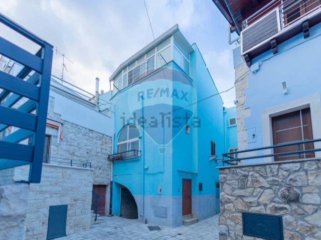 Casa in vendita a Puglia, Bari