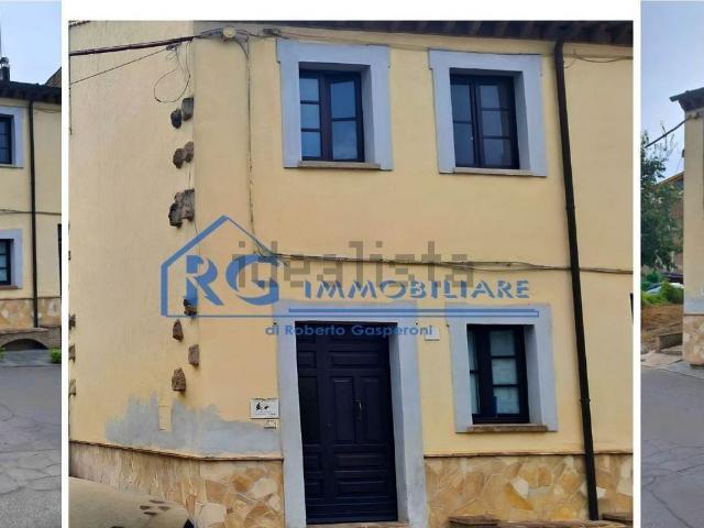 Casa in vendita a Graffignano, Viterbo