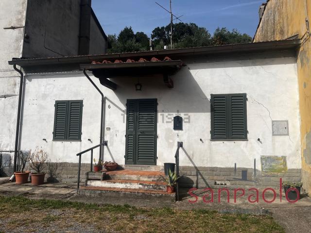 Casa in vendita a Pistoia, Toscana