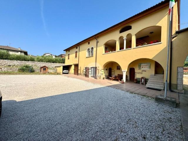 Casa in vendita a Rubiana, Caprino Veronese