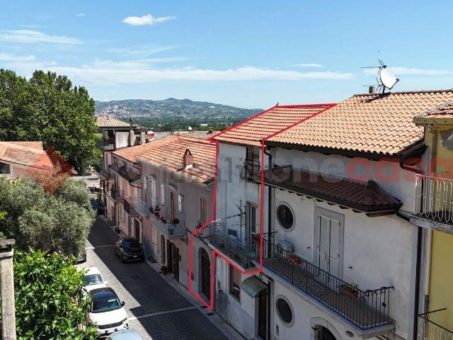 Casa in vendita a Cervinara, Campania