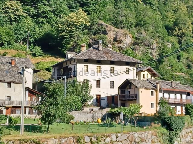 Casa in vendita a Fontainemore, Aosta