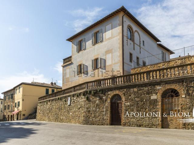 Casa in vendita a Montalcino, Toscana