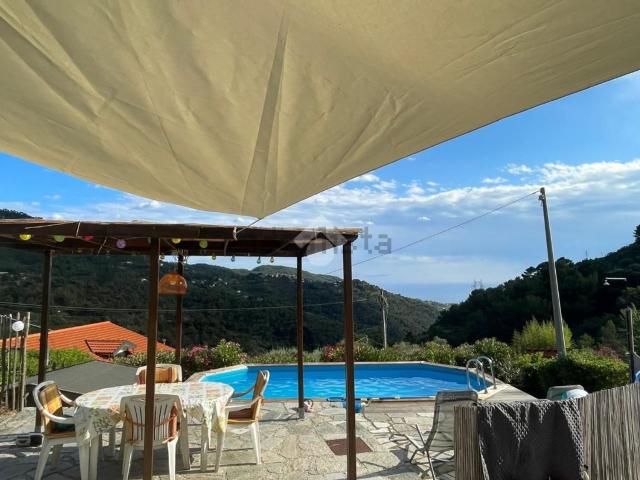 Casa in vendita a Perinaldo, Liguria