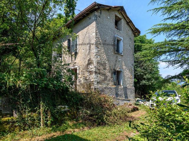 Casa in vendita a Enego, Veneto
