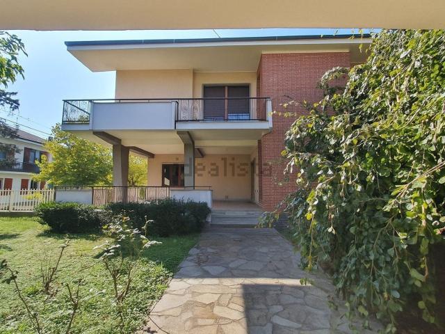 Casa in vendita a Piemonte, Asti