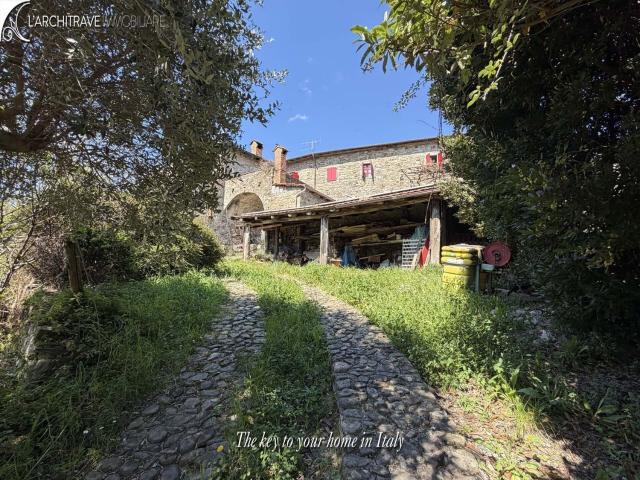 Casa in vendita a Pontremoli, Toscana