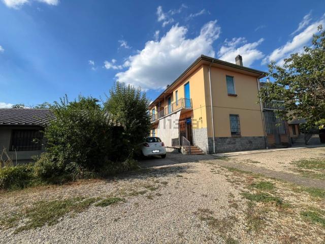 Casa in vendita a Piemonte, Asti