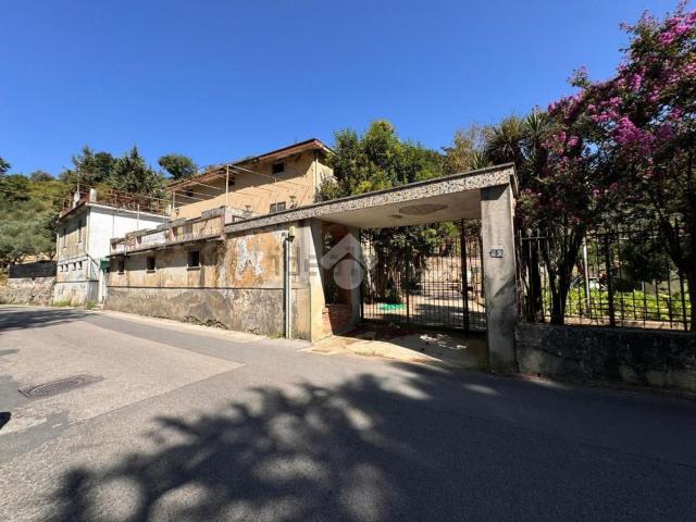 Casa in vendita a Casa Parisi, Salerno