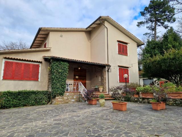 Casa in vendita a Lamporecchio, Toscana