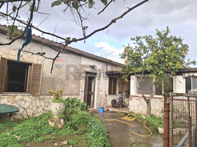 Casa in vendita a Rocca D'evandro, Campania