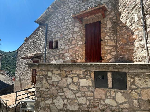 Casa in vendita a Scheggino, Umbria