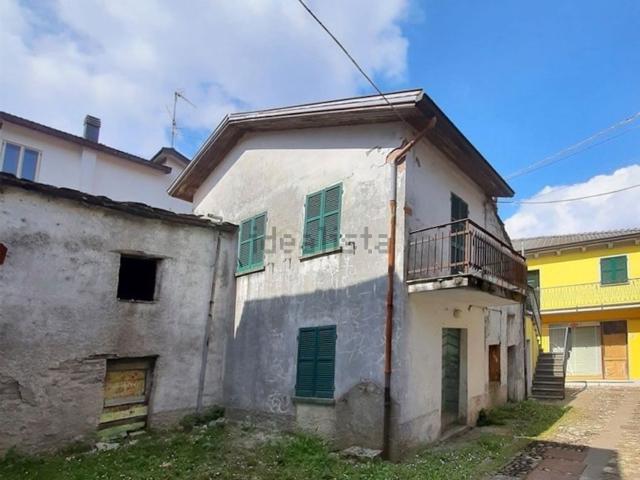 Casa in vendita a Tornolo, Reggio Emilia