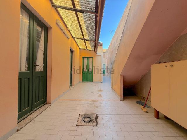 Casa in vendita a Monserrato, Sardigna/Sardegna