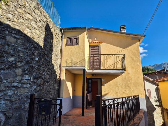 Casa in vendita a Unione Comuni Garfagnana, San Romano In