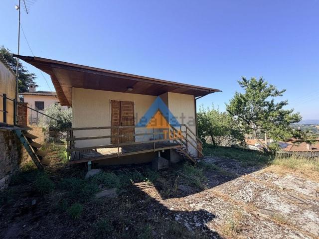 Casa in vendita a Lugnano In Teverina, Umbria