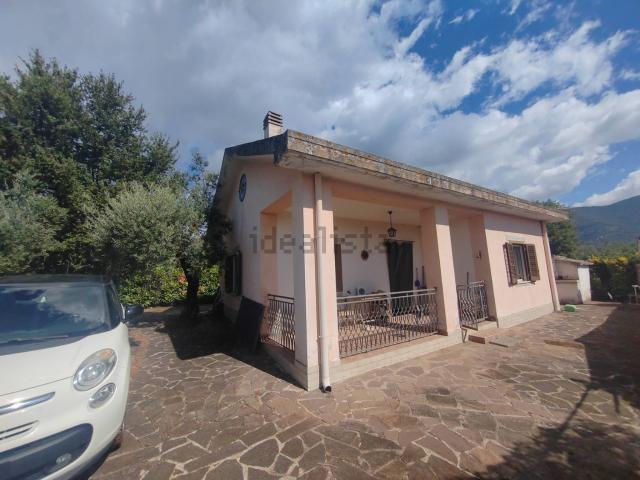 Casa in vendita a Maenza, Lazio