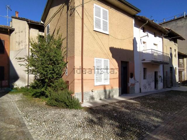 Casa in vendita a Santa Giuletta, Lombardia