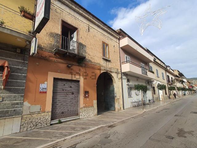 Casa in vendita a Bellona, Campania