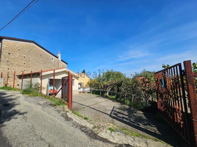Casa in vendita a Calabria, Cosenza