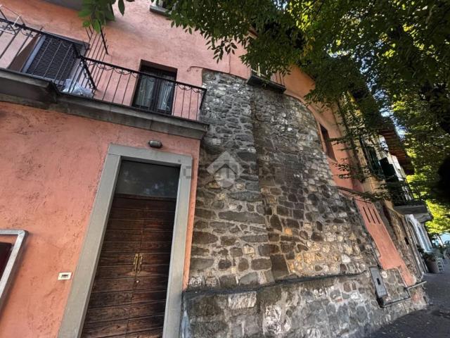Casa in vendita a Paratico, Brescia
