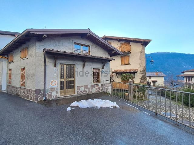 Casa in vendita a Cerete, Lombardia