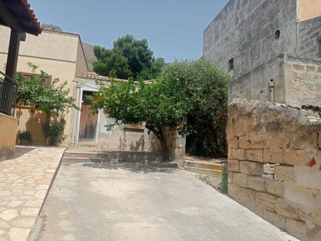 Casa in vendita a Fico, Valderice