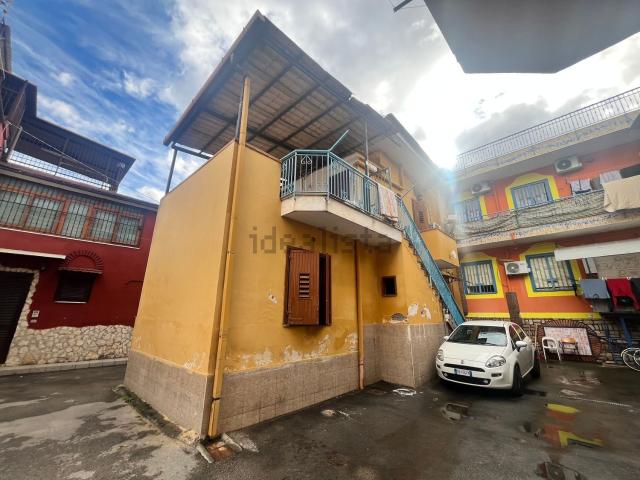 Casa in vendita a Brusciano, Campania