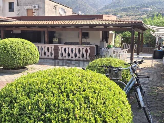 Casa in vendita a Calabria, Cosenza
